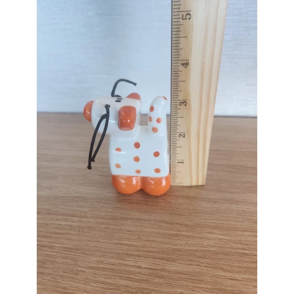 Whimsical 2Kewt Ceramic‎ Orange Polka Dot Cat Figurine Rope Whiskers Decorative